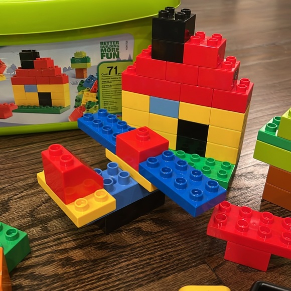 LEGO Duplo Building Set with Storage Bin/Big Bricks Toodler Lego Mega Blocks - Picture 5 of 17